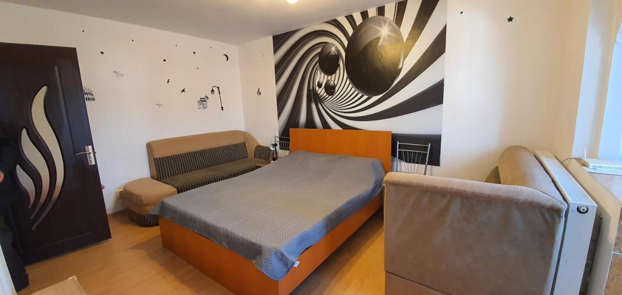 Apartamento Garsoniera Horezu Exterior foto