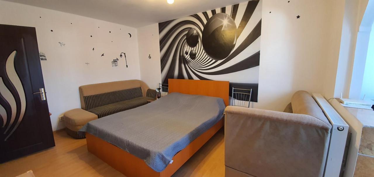 Apartamento Garsoniera Horezu Exterior foto